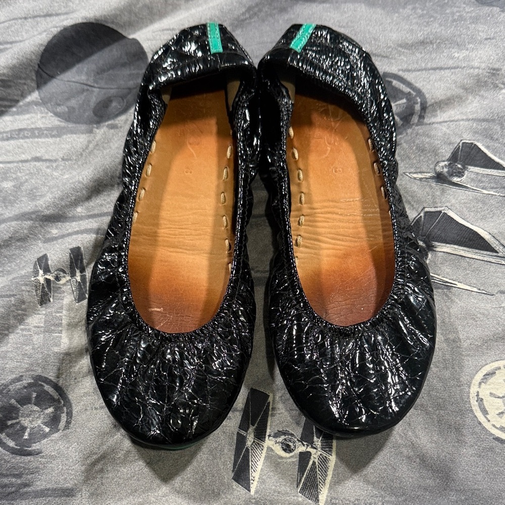 TIEKS OBSIDIAN BLACK CRINKLE PATENT LEATHER GUC SZ 8
